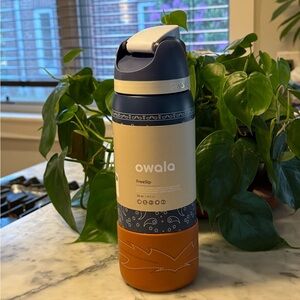 Owala FreeSip 32oz Birthday
Bash Not My First Rodeo